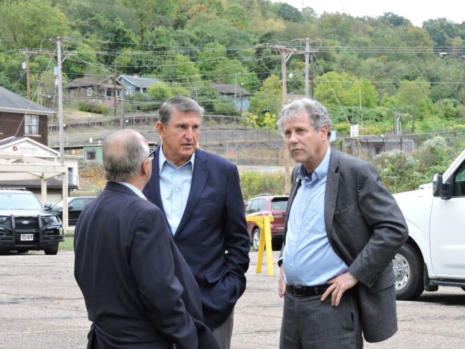 Manchin, Brown Visit Weirton To Show Support for Cleveland-Cliffs